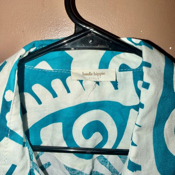 Haute Hippie Women's Short Sleeve Button Down Graphic Polo Tee - Size Medium - Picture 2 of 10